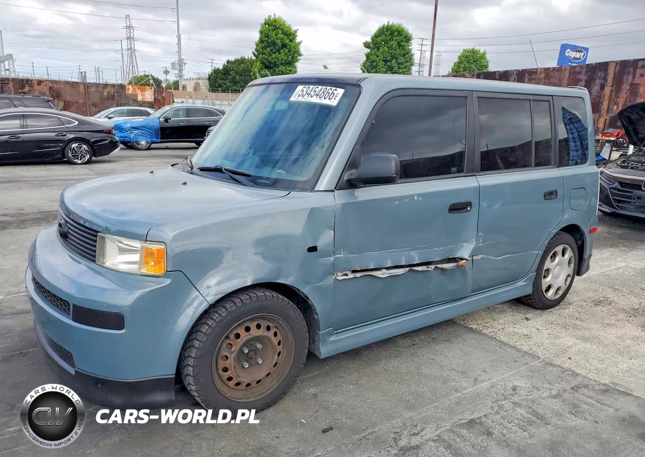 2004 Toyota Scion Xb