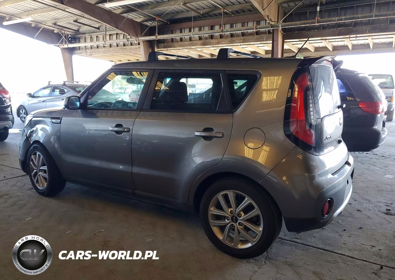 2018 Kia Soul + VIN:KNDJP3A54J7573861 - 2