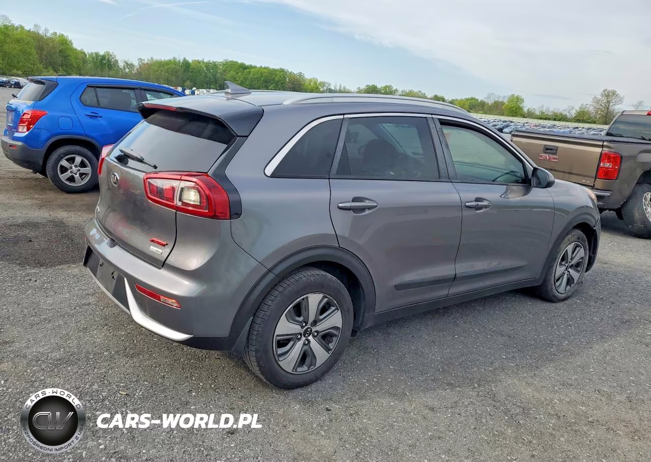 2017 Kia Niro Lx VIN:KNDCB3LC5H5104688 - 3