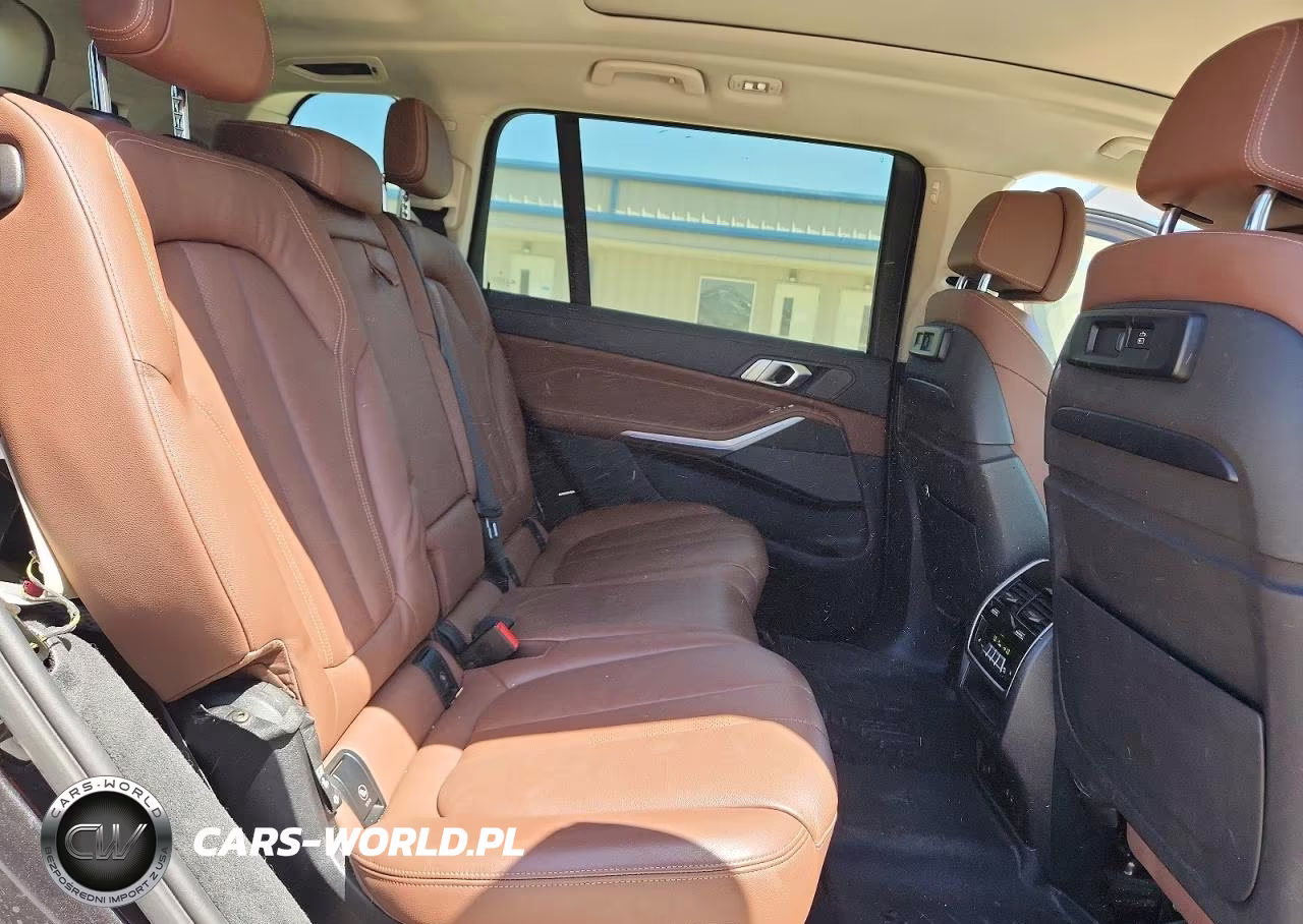 2020 BMW X7 xDrive40I VIN:5UXCW2C02L9B99279 - 11