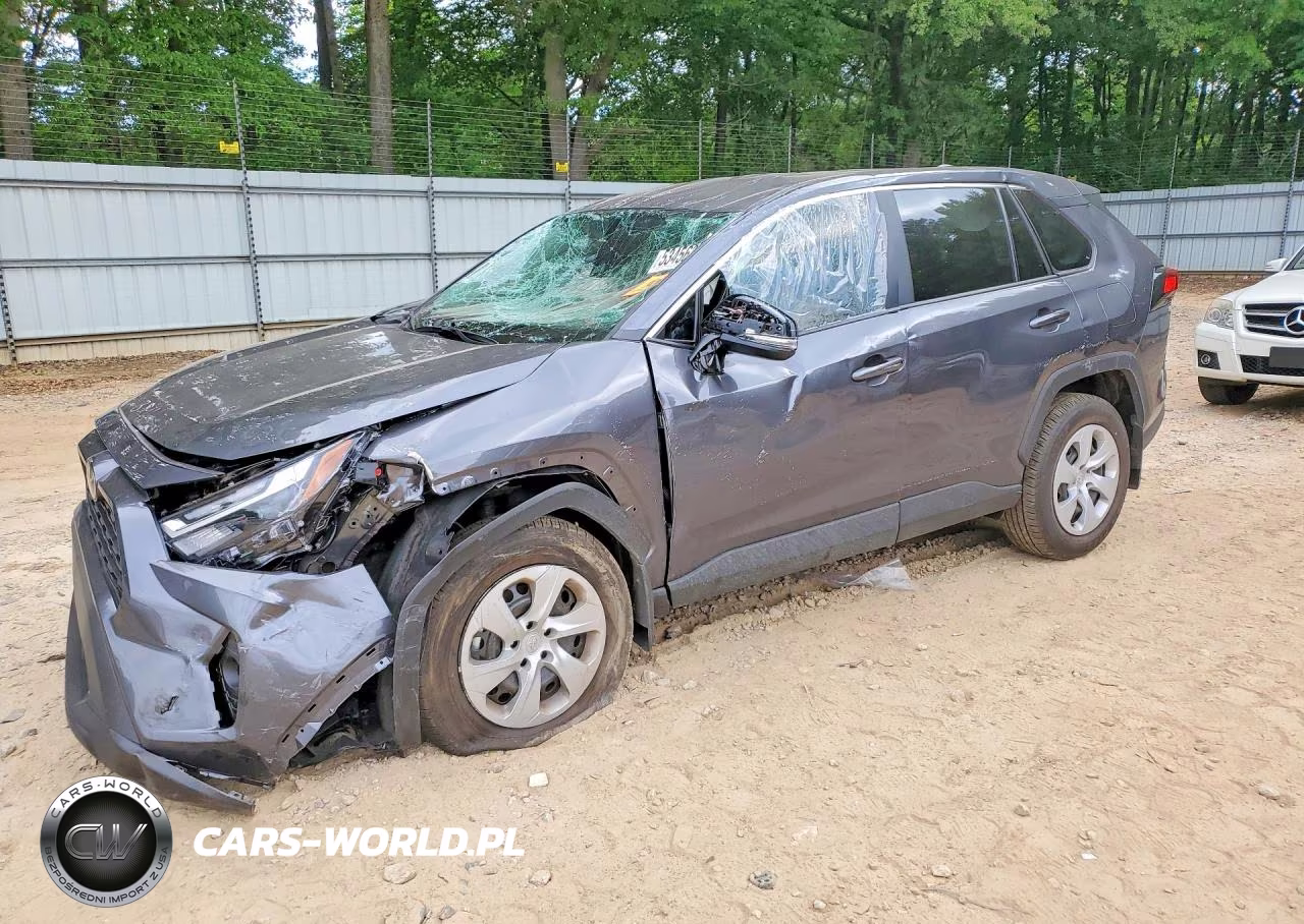 2025 Toyota Rav4 Le – zdjęcie 1 z 13