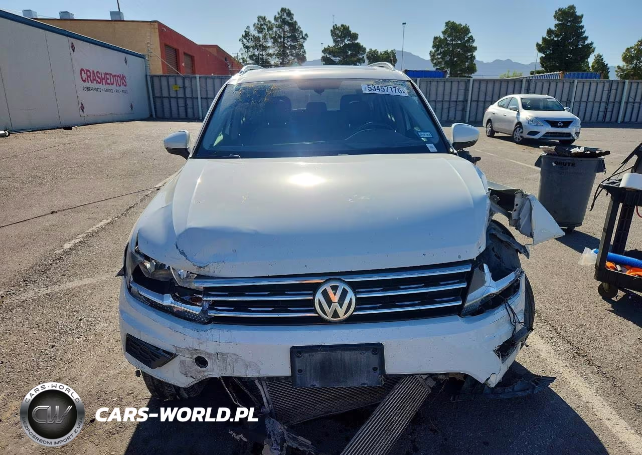 2018 Volkswagen Tiguan Se VIN:3VV3B7AX2JM161851 - 5