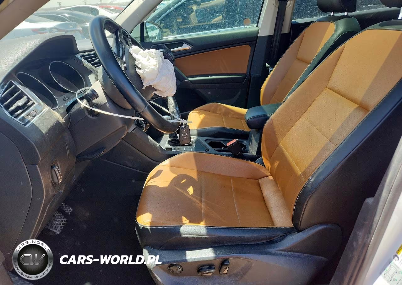 2018 Volkswagen Tiguan Se VIN:3VV3B7AX2JM161851 - 7