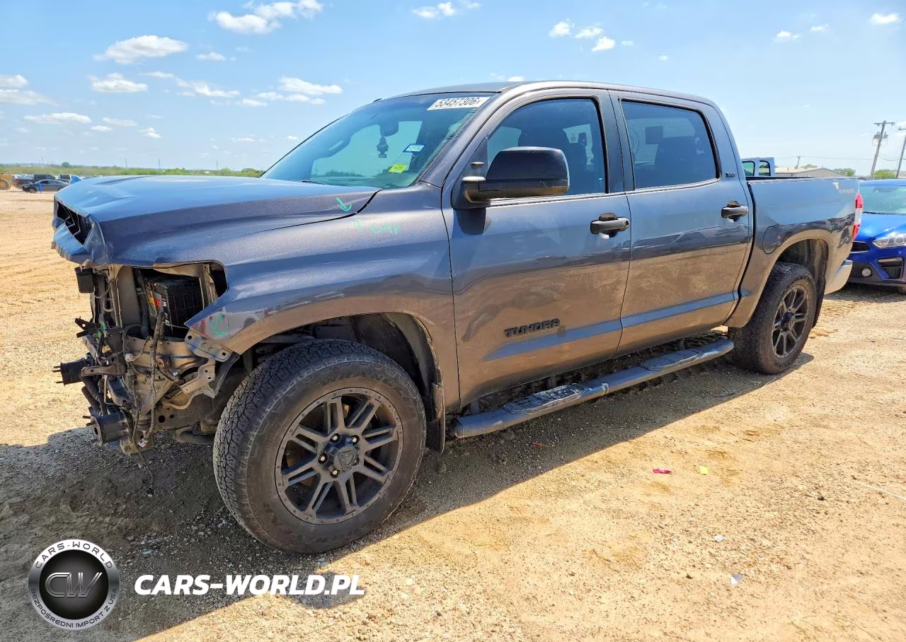 2017 Toyota Tundra Crewmax Sr5