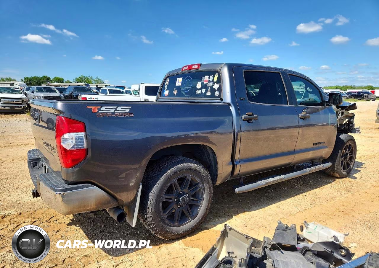 2017 Toyota Tundra Crewmax Sr5 VIN:5TFEM5F18HX122454 - 3