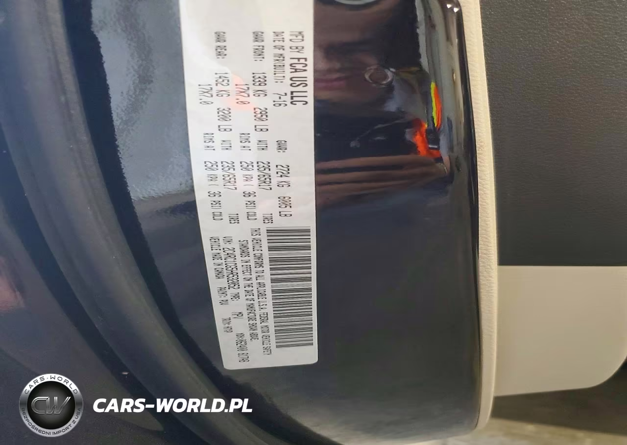 2017 Chrysler Pacifica VIN:2C4RC1CG5HR532052 - 13