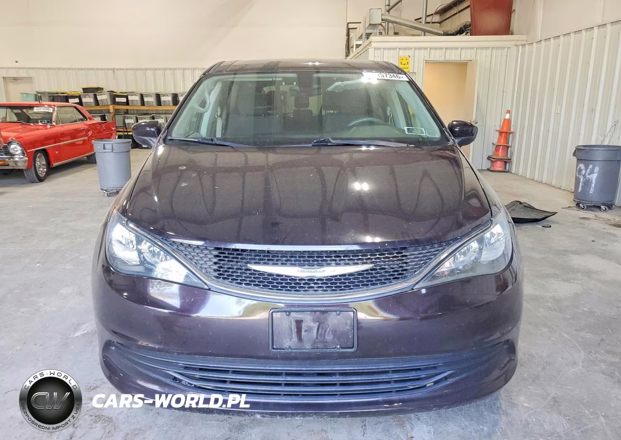 2017 Chrysler Pacifica VIN:2C4RC1CG5HR532052 - 5