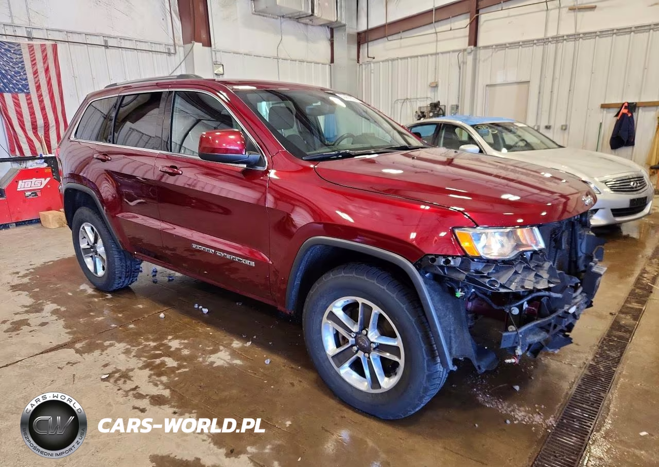 2017 Jeep Grand Cherokee Laredo VIN:1C4RJFAG7HC865335 - 4