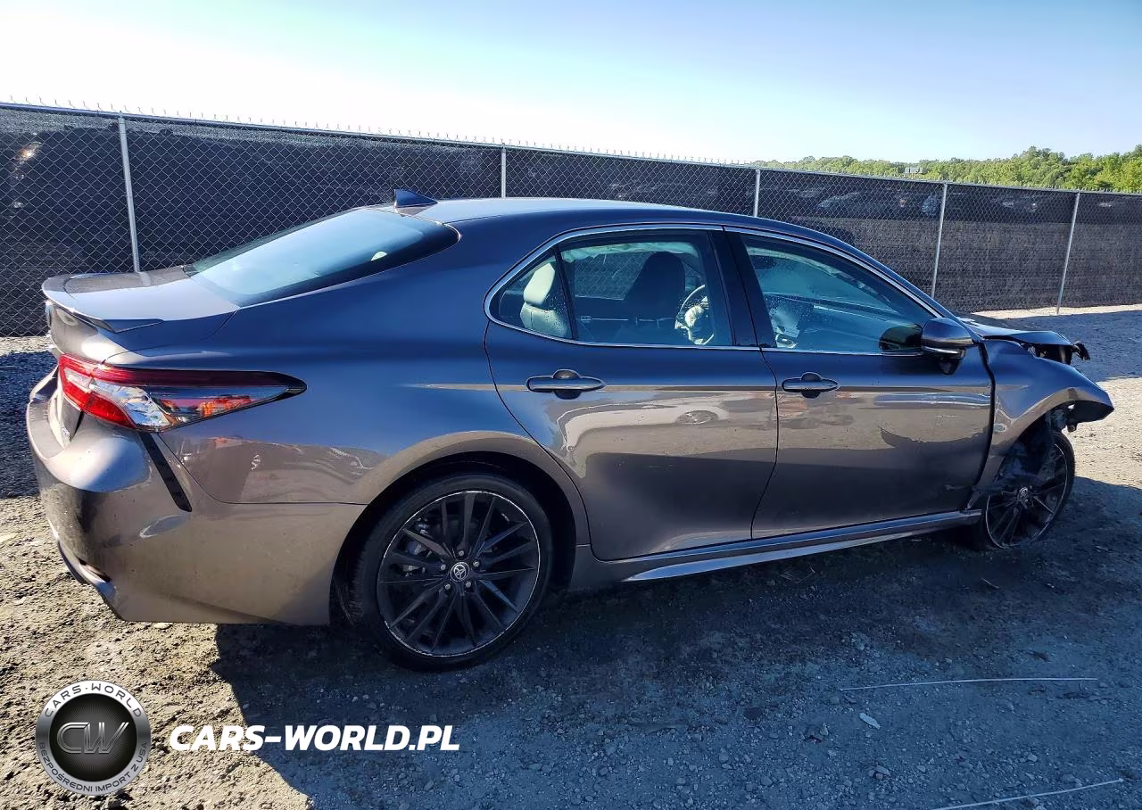 2024 Toyota Camry Xse VIN:4T1K61AKXRU897391 - 3