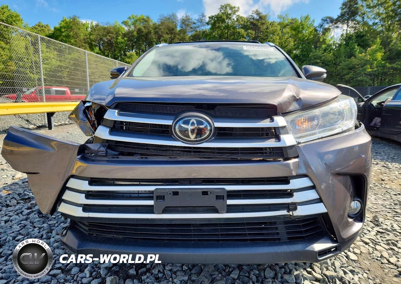 2019 Toyota Highlander Xle VIN:5TDKZRFH5KS324044 - 5