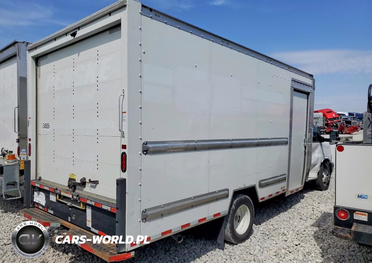 2022 GMC Savana Box Truck VIN:7GZ37TC74NN012023 - 4