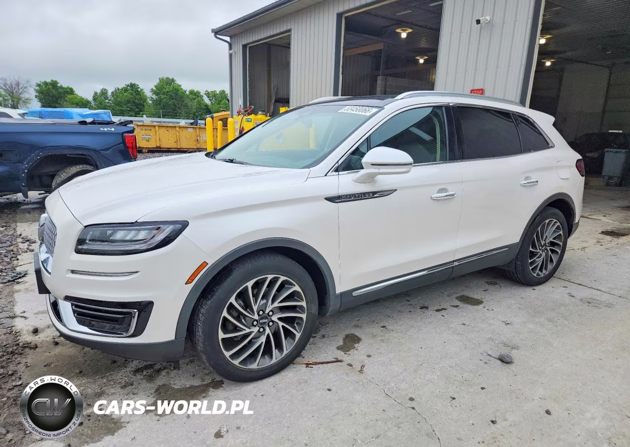 2019 Lincoln Nautilus Reserve