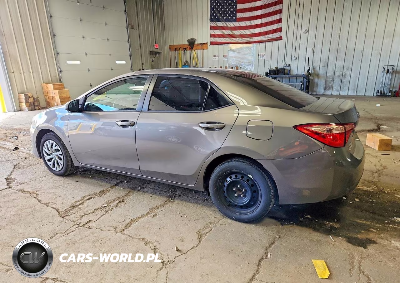2017 Toyota Corolla Le VIN:2T1BURHE2HC759008 - 2
