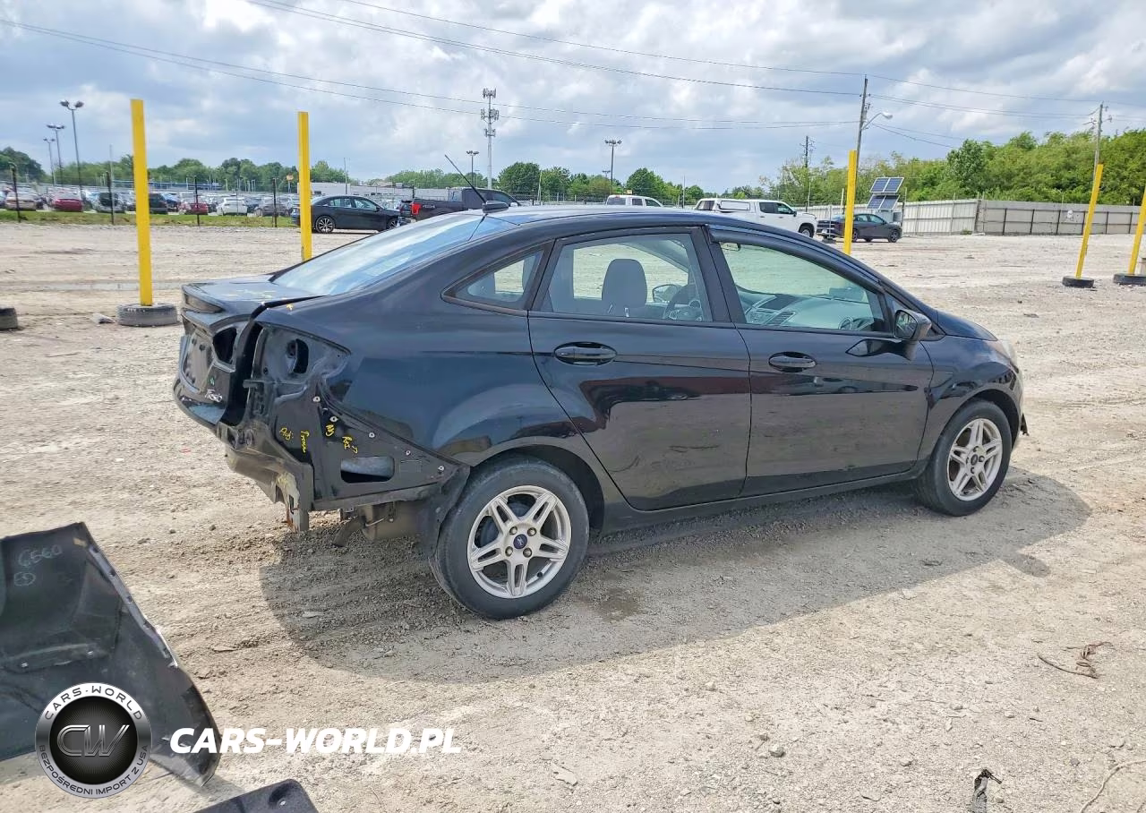 2018 Ford Fiesta Se VIN:3FADP4BJ5JM116423 - 3