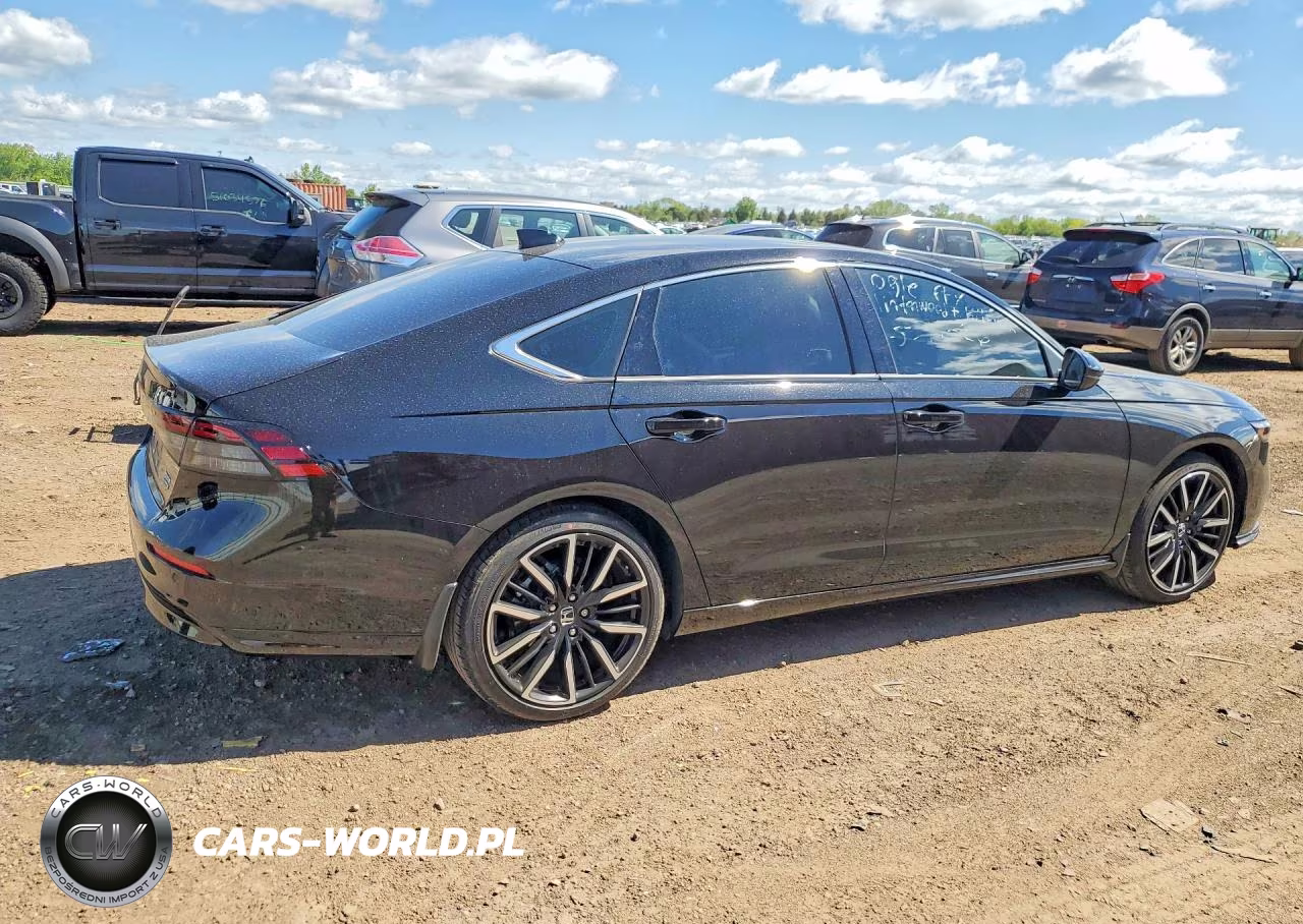 2025 Honda Accord Touring Hybrid VIN:1HGCY2F86SA093037 - 3