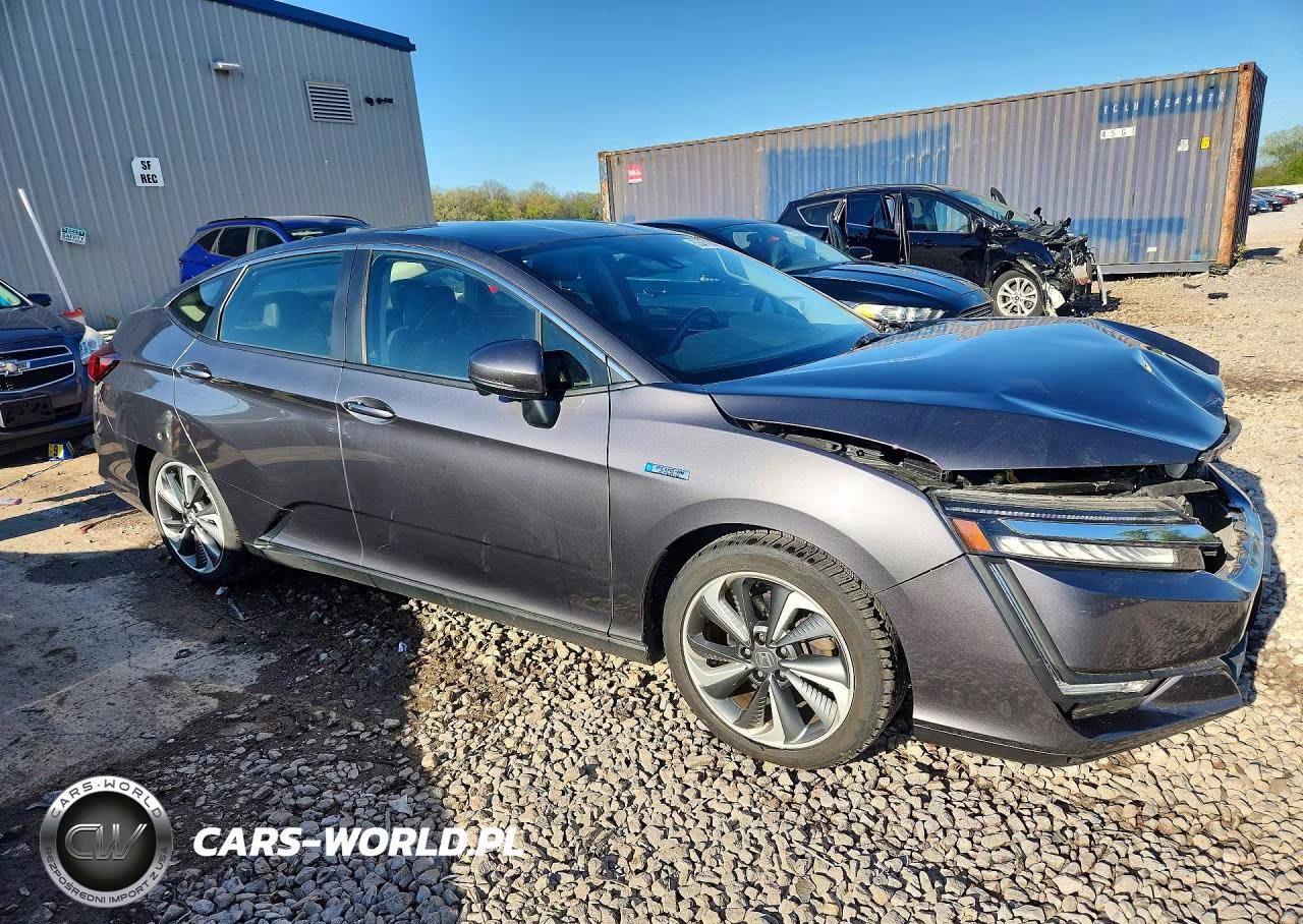 2018 Honda Clarity Touring VIN:JHMZC5F33JC016253 - 4