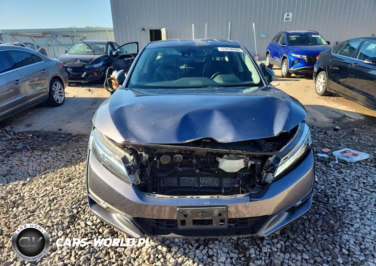 2018 Honda Clarity Touring VIN:JHMZC5F33JC016253 - 5