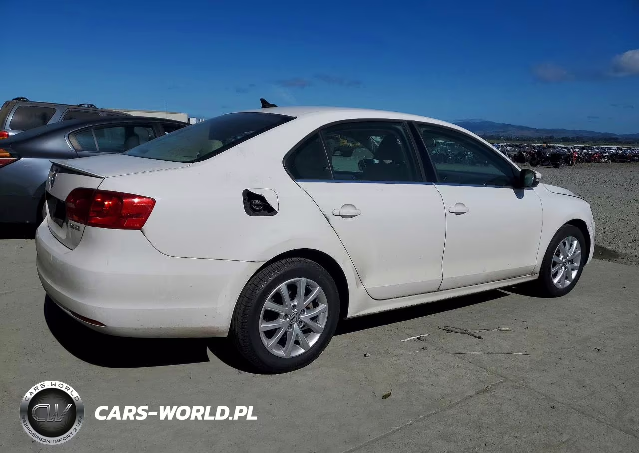 2013 Volkswagen Jetta Se VIN:3VWDX7AJ7DM422747 - 3