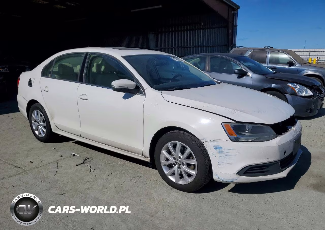 2013 Volkswagen Jetta Se VIN:3VWDX7AJ7DM422747 - 4