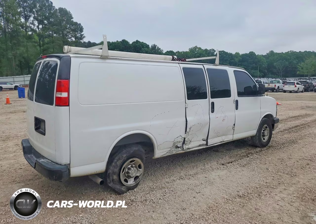 2020 Chevrolet Express G2500 VIN:1GCWGBFG7L1151907 - 3