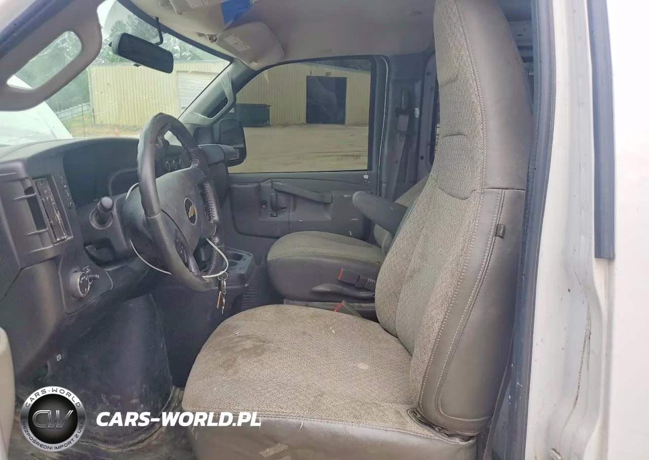 2020 Chevrolet Express G2500 VIN:1GCWGBFG7L1151907 - 7