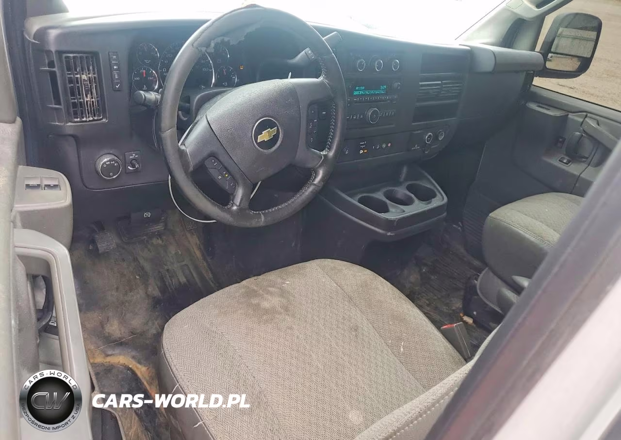 2020 Chevrolet Express G2500 VIN:1GCWGBFG7L1151907 - 8