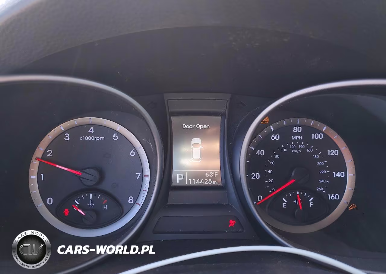 2013 Hyundai Santa Fe Sport 2.4L VIN:5XYZU3LBXDG111648 - 9