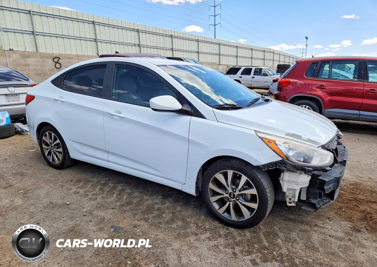 2017 Hyundai Accent Se VIN:KMHCT4AE3HU250175 - 4