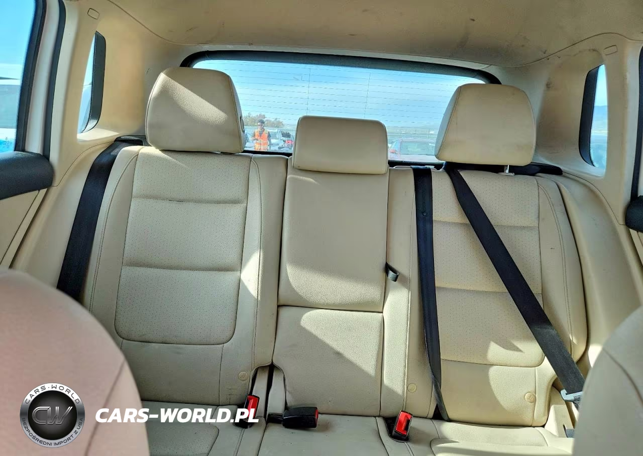 2013 Volkswagen Tiguan S VIN:WVGAV3AXXDW560464 - 10