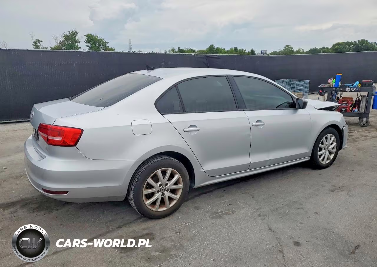 2015 Volkswagen Jetta Se VIN:3VWD17AJ2FM342647 - 3