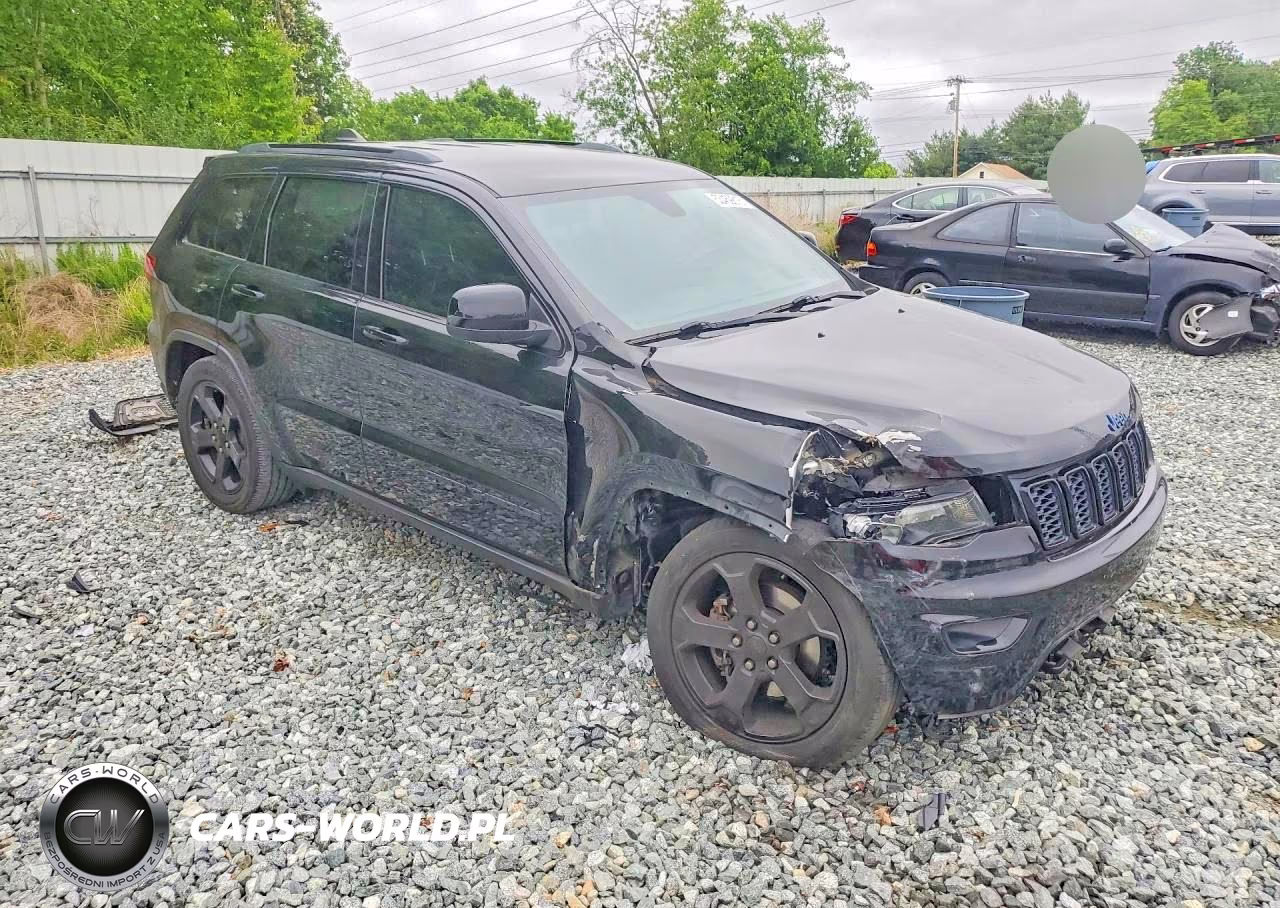 2019 Jeep Grand Cherokee Laredo VIN:1C4RJEAG6KC850715 - 4