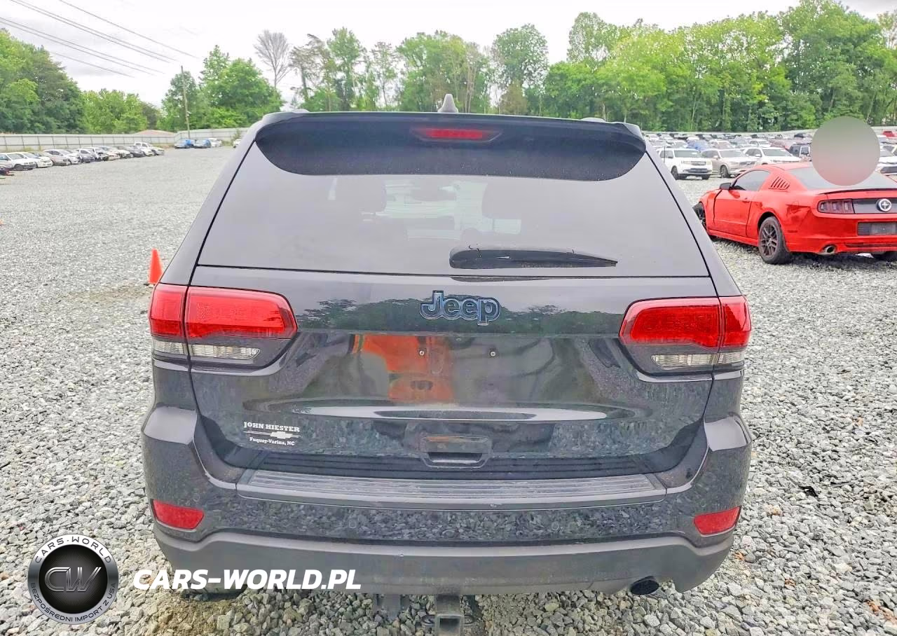 2019 Jeep Grand Cherokee Laredo VIN:1C4RJEAG6KC850715 - 6