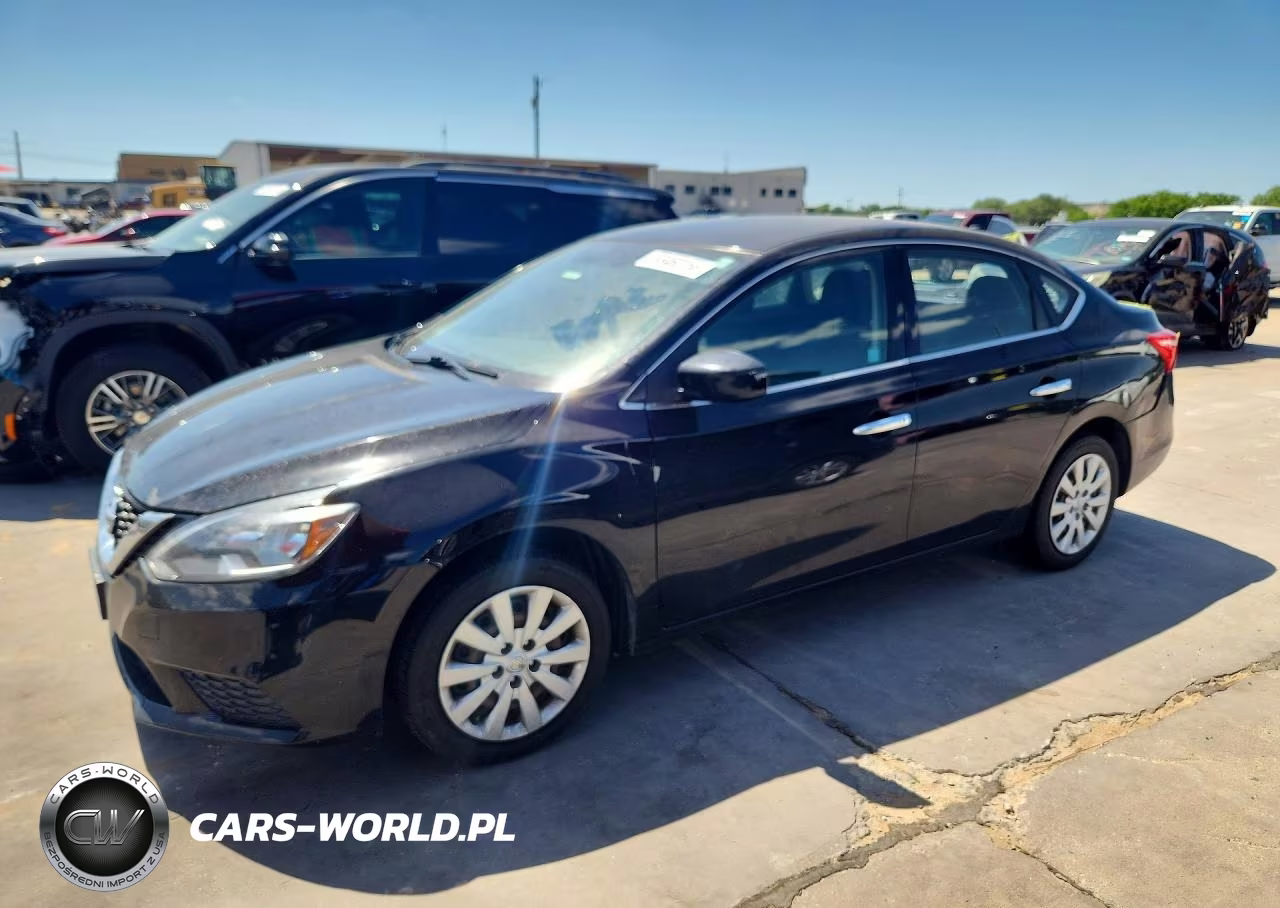 2017 Nissan Sentra S – zdjęcie 1 z 12