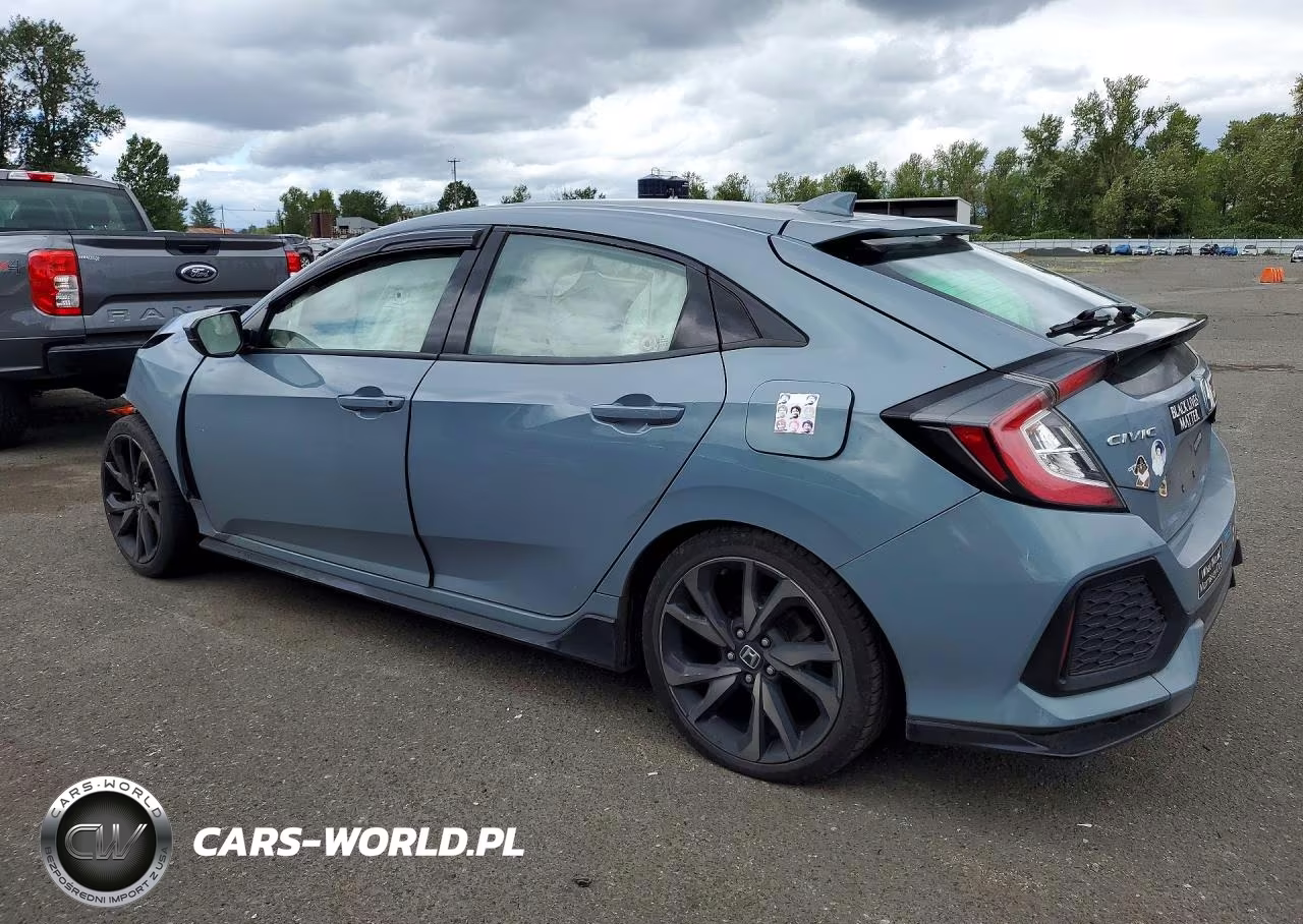 2018 Honda Civic Sport VIN:SHHFK7H42JU401989 - 2