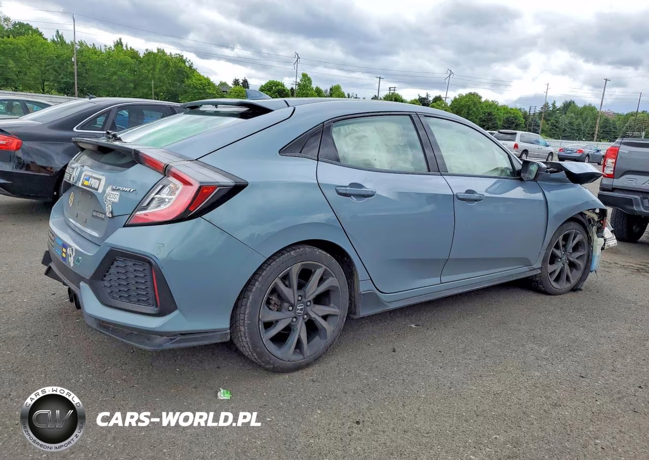 2018 Honda Civic Sport VIN:SHHFK7H42JU401989 - 3