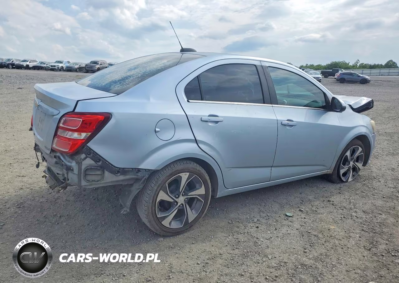 2017 Chevrolet Sonic Premier VIN:1G1JF5SB4H4122873 - 3