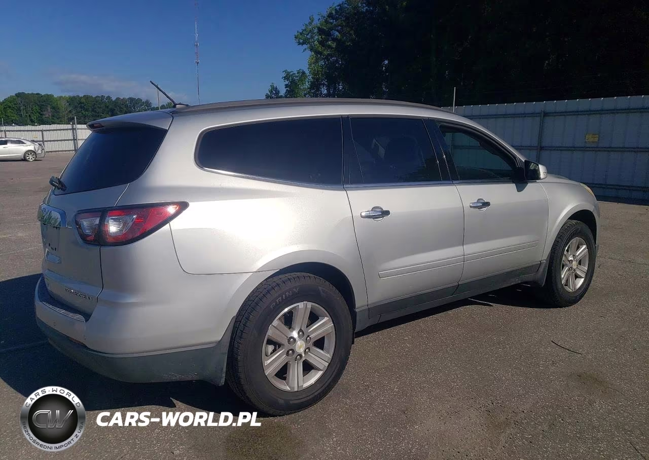 2014 Chevrolet Traverse Lt VIN:1GNKRHKD3EJ102804 - 3
