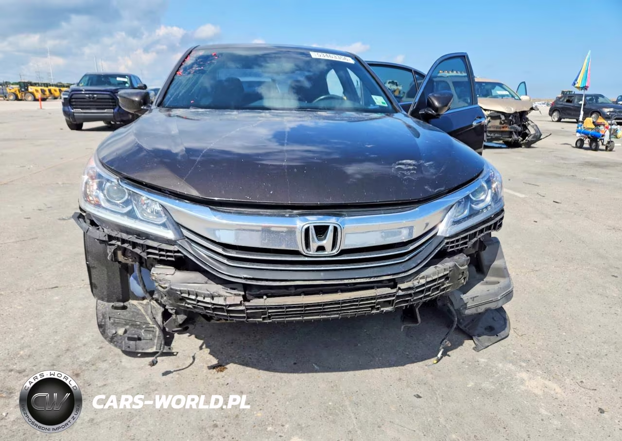 2017 Honda Accord Sport VIN:1HGCR2F54HA132011 - 5