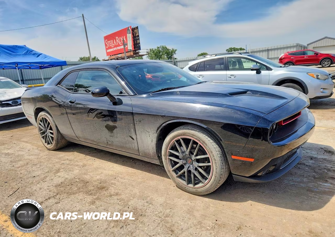 2016 Dodge Challenger Sxt VIN:2C3CDZAG0GH275590 - 4