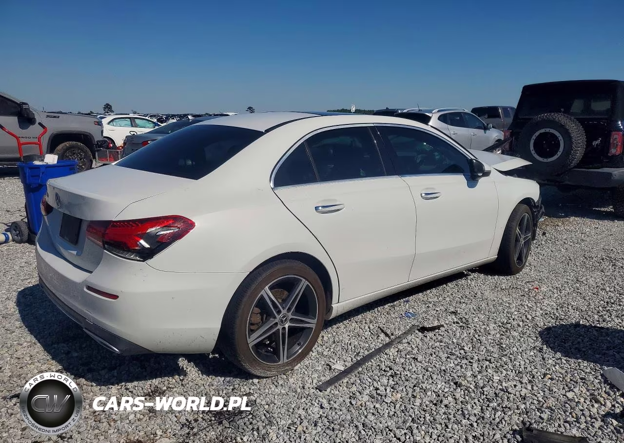 2019 Mercedes-Benz A 220 VIN:WDD3G4EB8KW024837 - 3