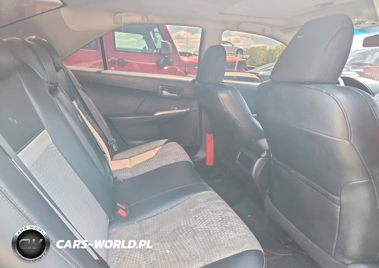 2014 Toyota Camry Se Sport VIN:4T1BF1FK3EU452770 - 10
