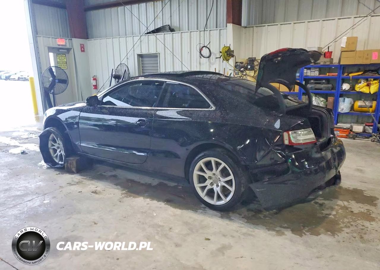 2010 Audi A5 Premium VIN:WAUCFAFR1AA044427 - 2