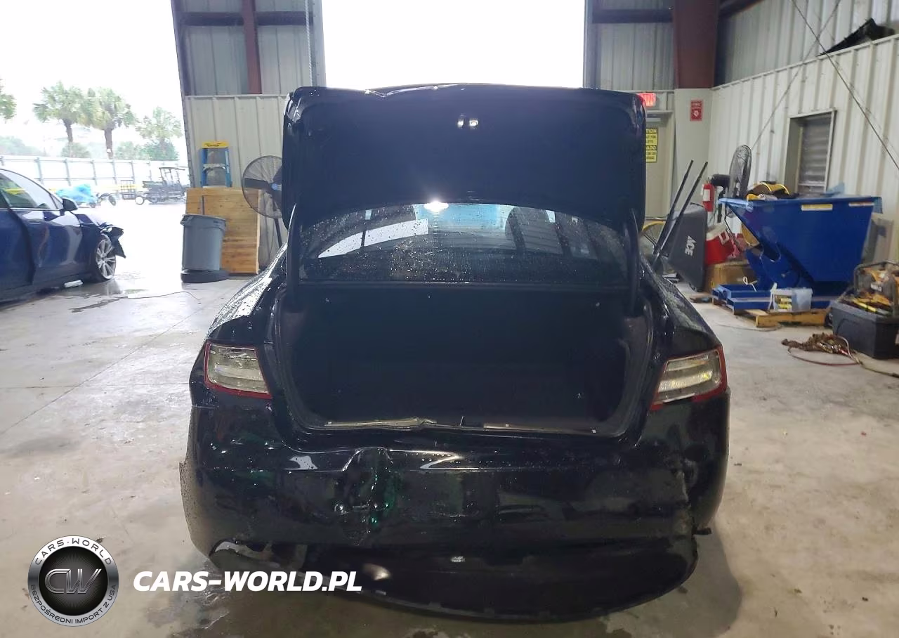 2010 Audi A5 Premium VIN:WAUCFAFR1AA044427 - 6