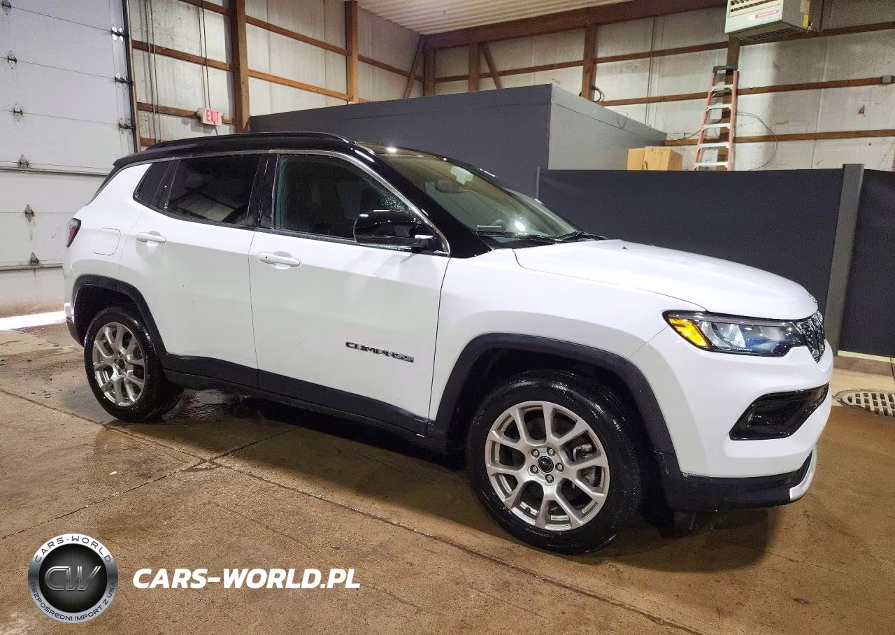 2025 Jeep Compass Limited VIN:3C4NJDCN2ST507764 - 4