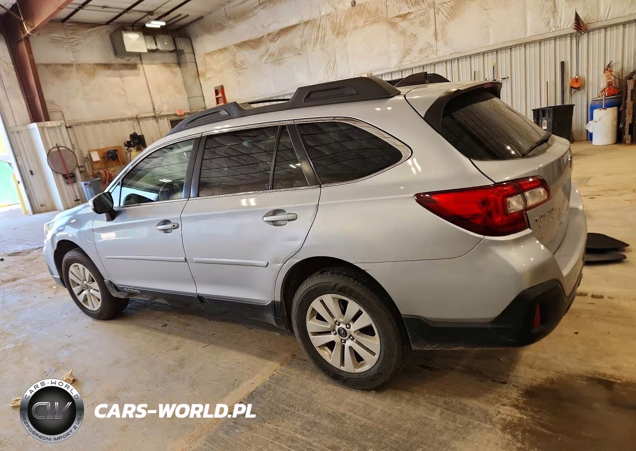 2019 Subaru Outback 2.5I Premium VIN:4S4BSAFC6K3267652 - 2