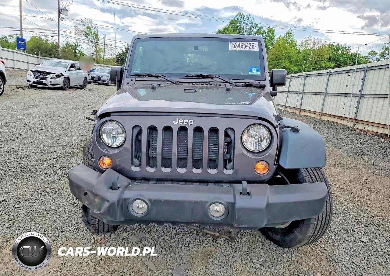 2016 Jeep Wrangler Unlimited Sport VIN:1C4BJWDG8GL305075 - 5