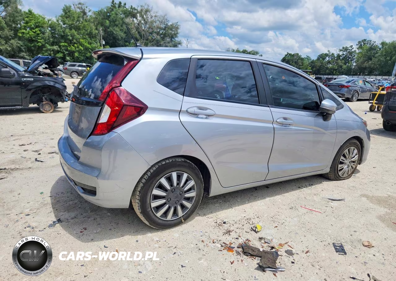 2019 Honda Fit Lx VIN:3HGGK5H40KM743983 - 3