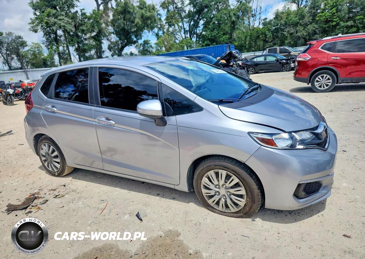 2019 Honda Fit Lx VIN:3HGGK5H40KM743983 - 4
