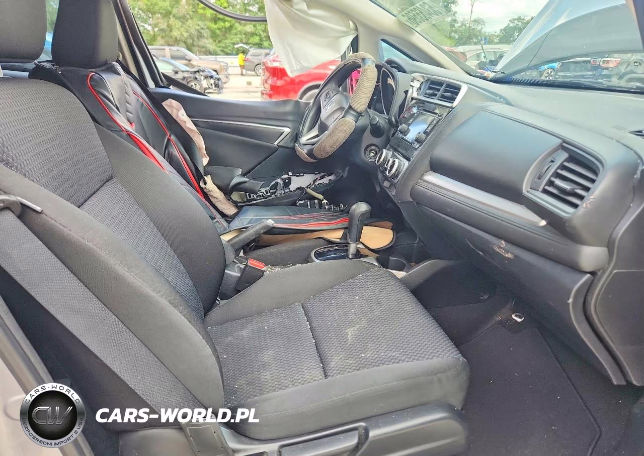 2019 Honda Fit Lx VIN:3HGGK5H40KM743983 - 7
