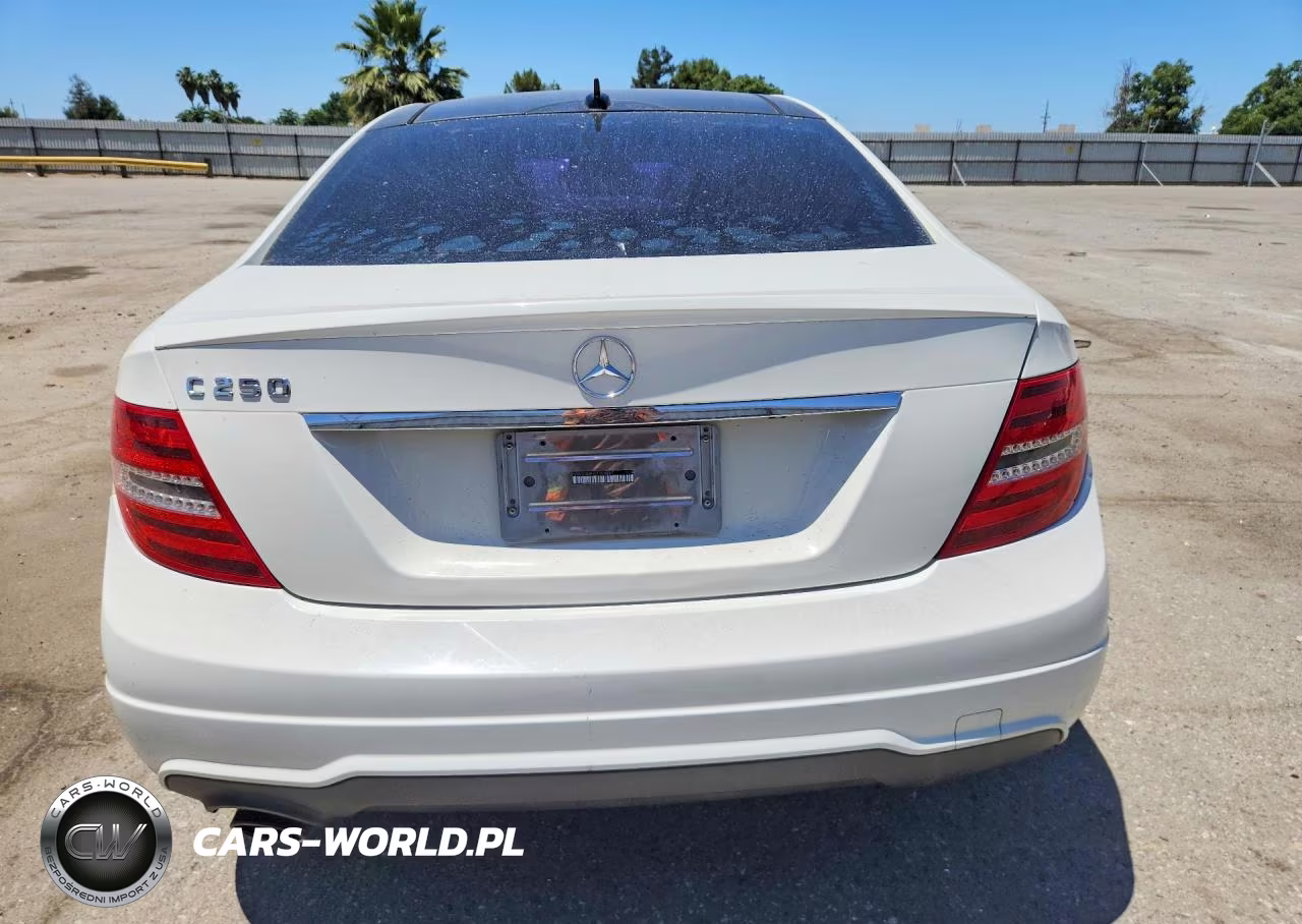 2012 Mercedes-Benz C 250 VIN:WDDGJ4HBXCF920881 - 6